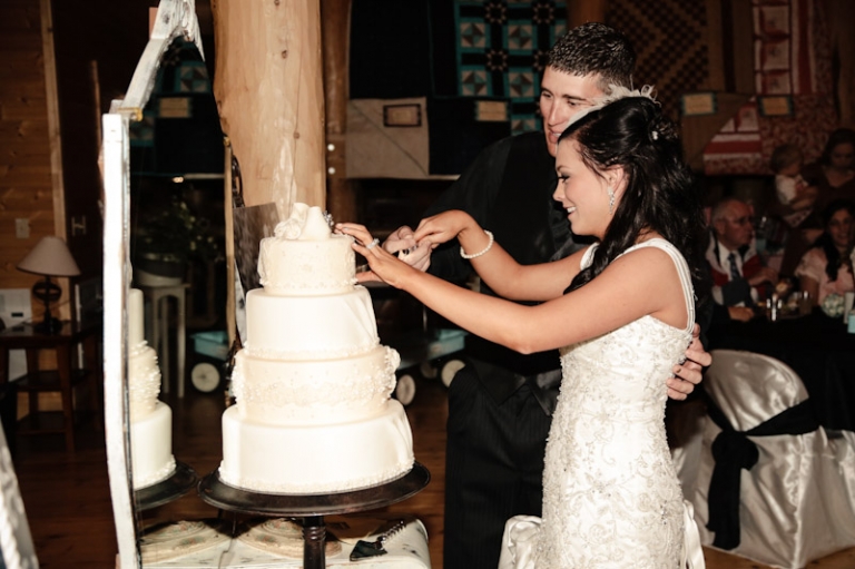 Wedding-Photographer-Vintage-Wedding-Reception065-Blog(pp_w768_h511)