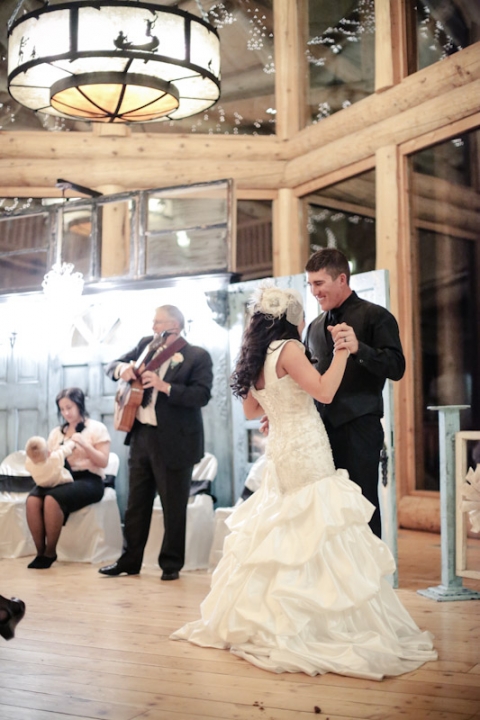 Wedding-Photographer-Vintage-Wedding-Reception066-Blog(pp_w480_h720)