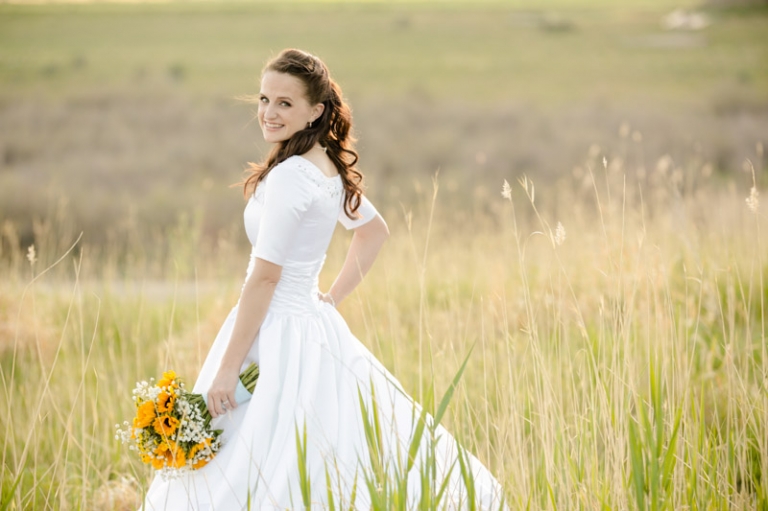 EK-Studios-Wedding-Photographer-Bridals-Utah004-Blog(pp_w768_h511)