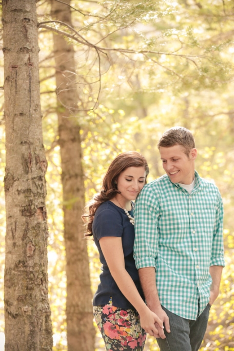 EK-Studios-Wedding-Photographer-Woods-Engagements008-Blog(pp_w480_h720)