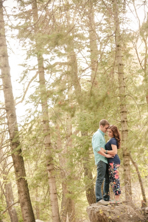 EK-Studios-Wedding-Photographer-Woods-Engagements012-Blog(pp_w480_h720)