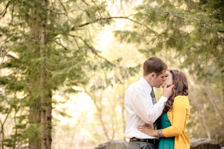 EK-Studios-Wedding-Photographer-Woods-Engagements026-Blog(pp_w768_h511)
