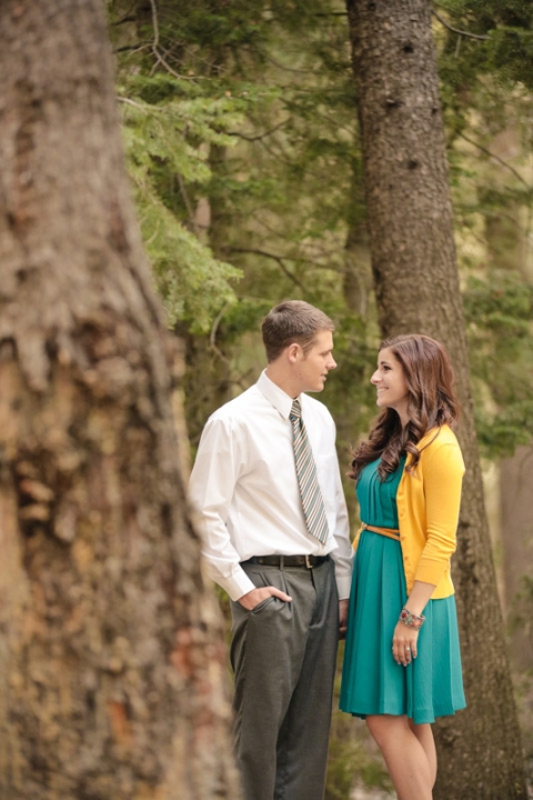 EK-Studios-Wedding-Photographer-Woods-Engagements038-Blog(pp_w480_h720)