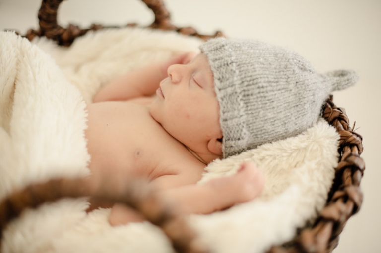 EK-Studios-Wedding-Photographer-newborns007-Blog(pp_w768_h511)