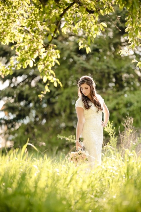 EK-Studios-Wedding-Photographer-Spring-blossom-bridals001-Blog(pp_w480_h720)