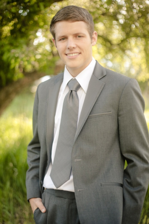 EK-Studios-Wedding-Photographer-Spring-blossom-bridals012-Blog(pp_w480_h720)