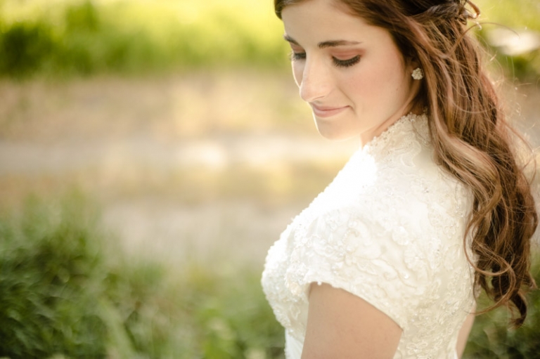 EK-Studios-Wedding-Photographer-Spring-blossom-bridals016-Blog(pp_w768_h511)