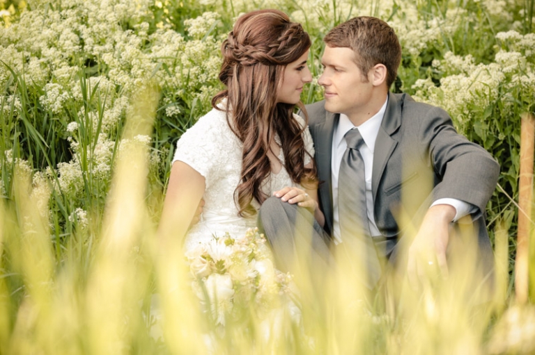 EK-Studios-Wedding-Photographer-Spring-blossom-bridals029-Blog(pp_w768_h511)