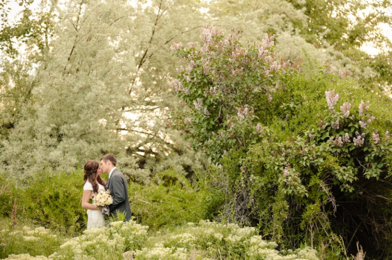 EK-Studios-Wedding-Photographer-Spring-blossom-bridals037-Blog(pp_w768_h511)