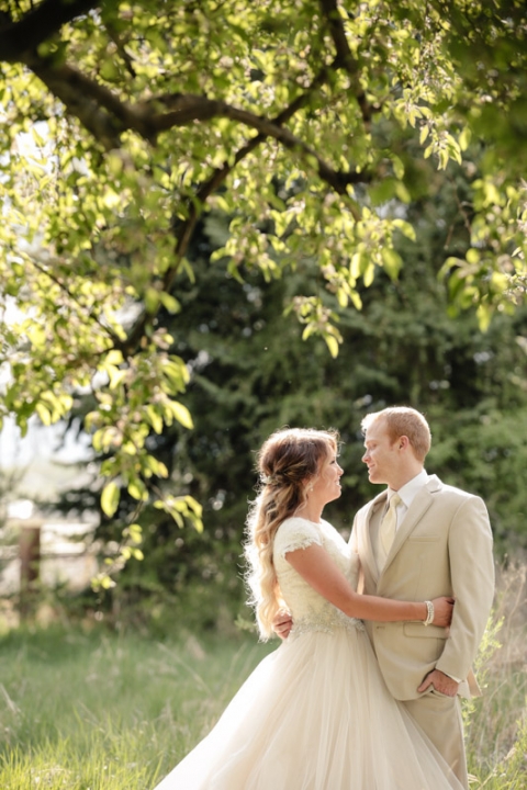 EK-Studios-Wedding-Photographer-Vintage-Bridals005-Blog(pp_w480_h720)