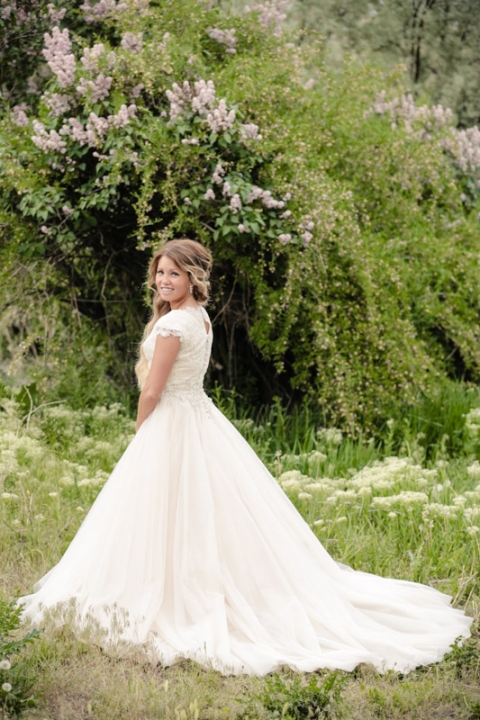 EK-Studios-Wedding-Photographer-Vintage-Bridals010-Blog(pp_w480_h720)