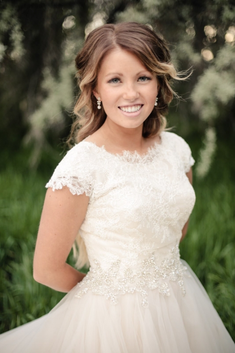 EK-Studios-Wedding-Photographer-Vintage-Bridals015-Blog(pp_w480_h720)