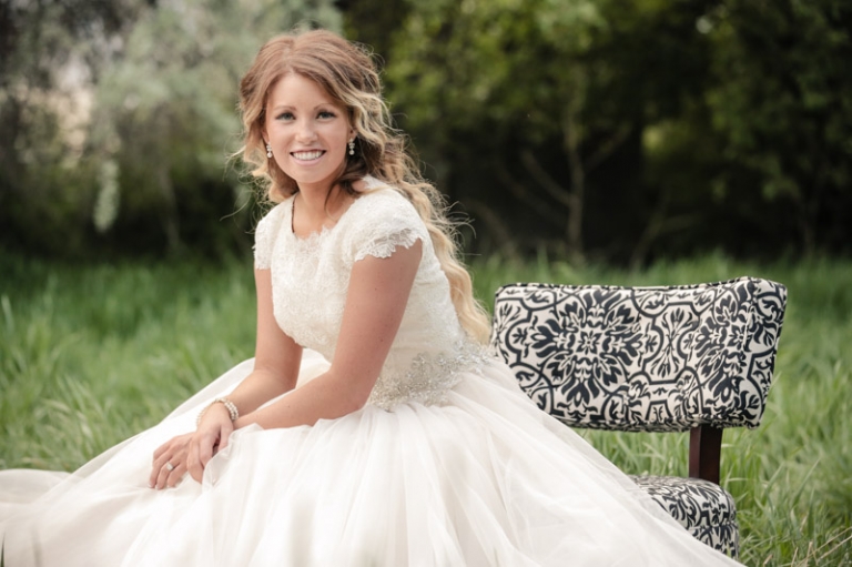 EK-Studios-Wedding-Photographer-Vintage-Bridals028-Blog(pp_w768_h511)