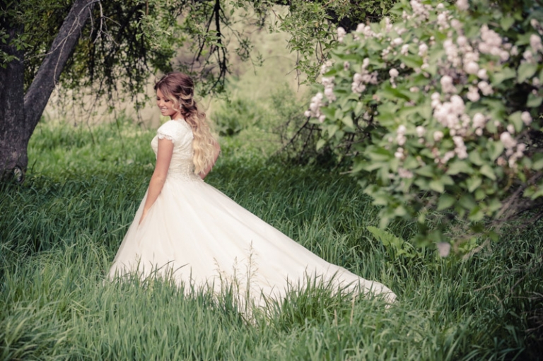 EK-Studios-Wedding-Photographer-Vintage-Bridals029-Blog(pp_w768_h511)