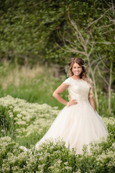 EK-Studios-Wedding-Photographer-Vintage-Bridals041-Blog(pp_w480_h720)