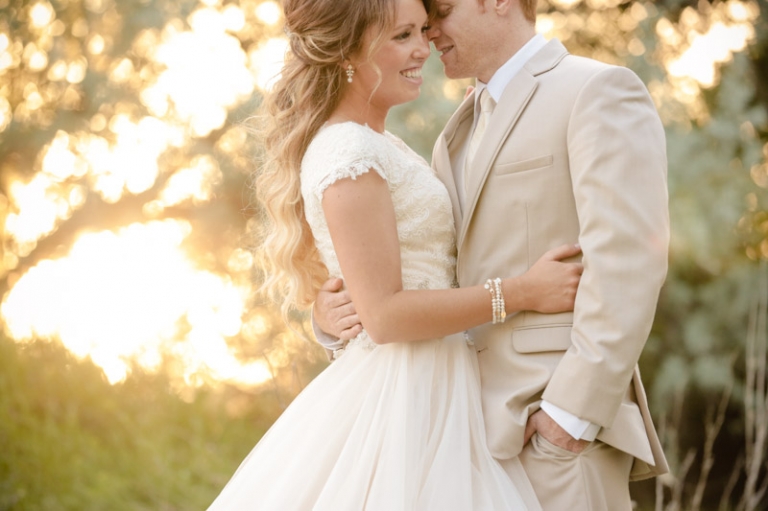 EK-Studios-Wedding-Photographer-Vintage-Bridals050-Blog(pp_w768_h511)