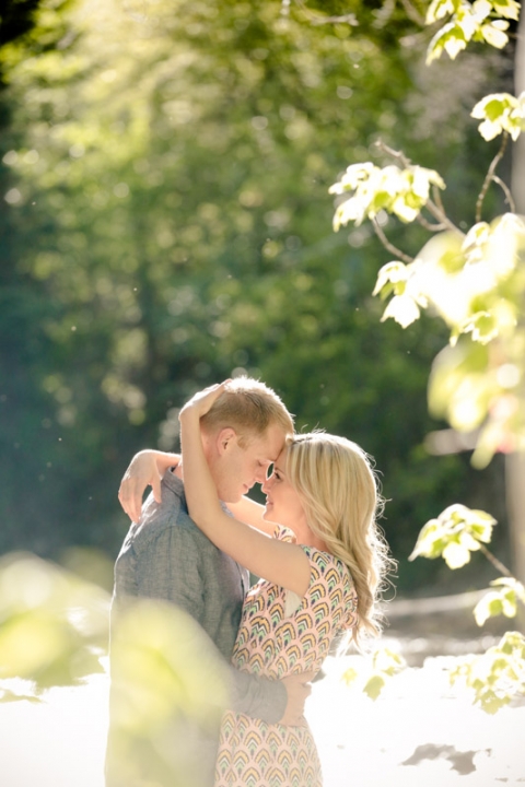 EK-Studios-Wedding-Photographer-Woods-Engagements-river006-Blog(pp_w480_h720)