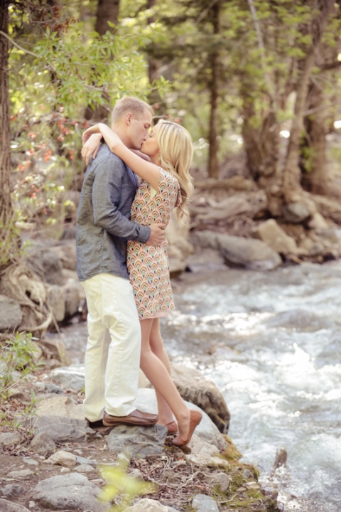 EK-Studios-Wedding-Photographer-Woods-Engagements-river009-Blog(pp_w480_h720)