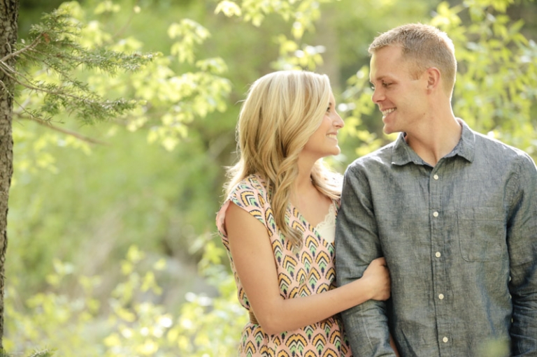 EK-Studios-Wedding-Photographer-Woods-Engagements-river018-Blog(pp_w768_h511)