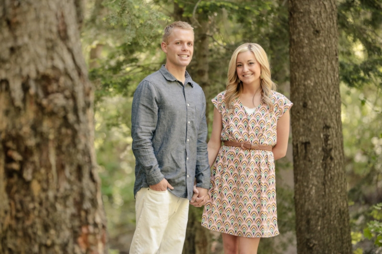 EK-Studios-Wedding-Photographer-Woods-Engagements-river024-Blog(pp_w768_h511)