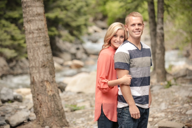 EK-Studios-Wedding-Photographer-Woods-Engagements-river031-Blog(pp_w768_h511)