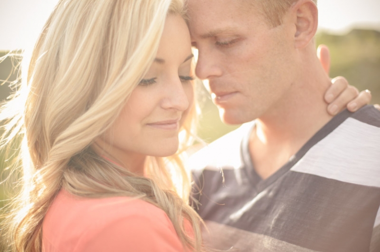 EK-Studios-Wedding-Photographer-Woods-Engagements-river032-Blog(pp_w768_h511)