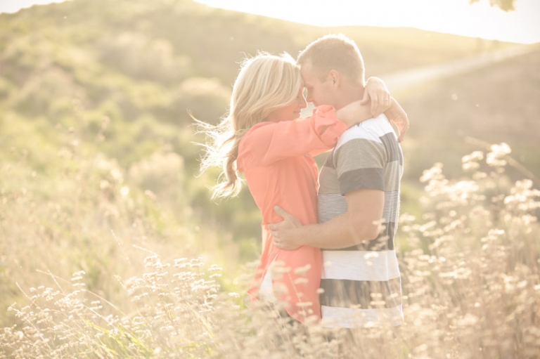 EK-Studios-Wedding-Photographer-Woods-Engagements-river033-Blog(pp_w768_h511)