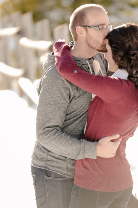 Wedding-Photographer-Winter-Engagements022-Blog(pp_w480_h720)