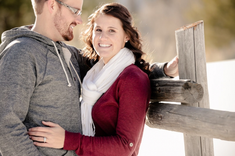 Wedding-Photographer-Winter-Engagements023-Blog(pp_w768_h511)