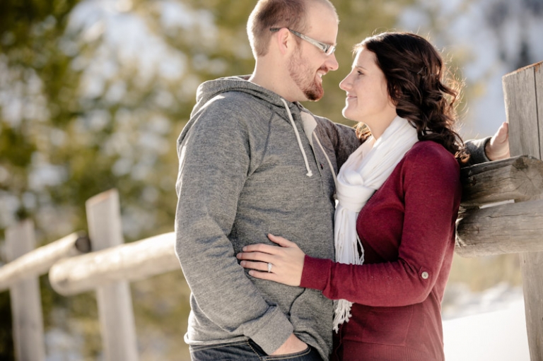 Wedding-Photographer-Winter-Engagements024-Blog(pp_w768_h511)