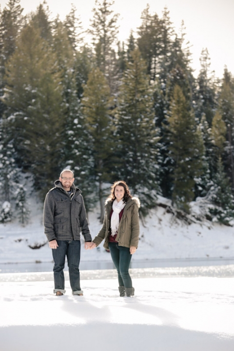 Wedding-Photographer-Winter-Engagements025-Blog(pp_w480_h720)