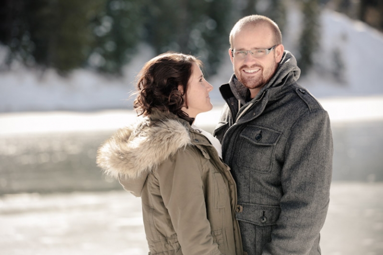 Wedding-Photographer-Winter-Engagements026-Blog(pp_w768_h511)