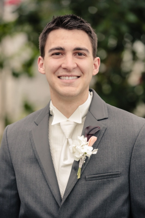 Wedding-Photographer-La-Caille-Bridals013-Blog(pp_w480_h720)