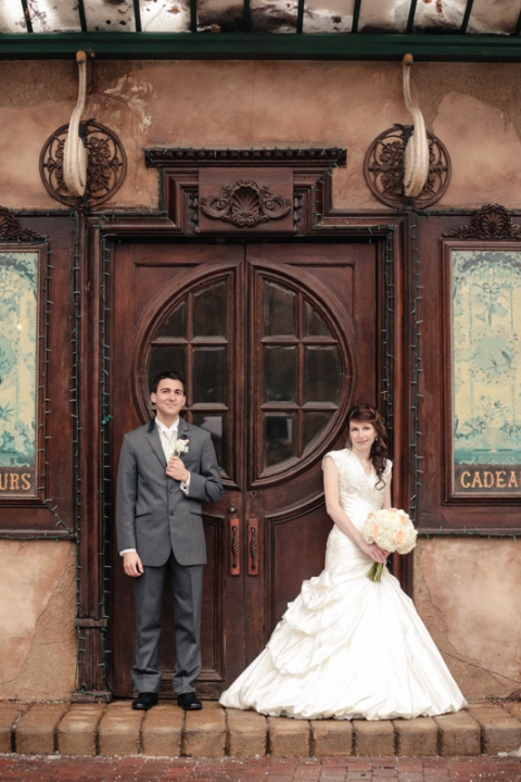 Wedding-Photographer-La-Caille-Bridals017-Blog(pp_w480_h720)