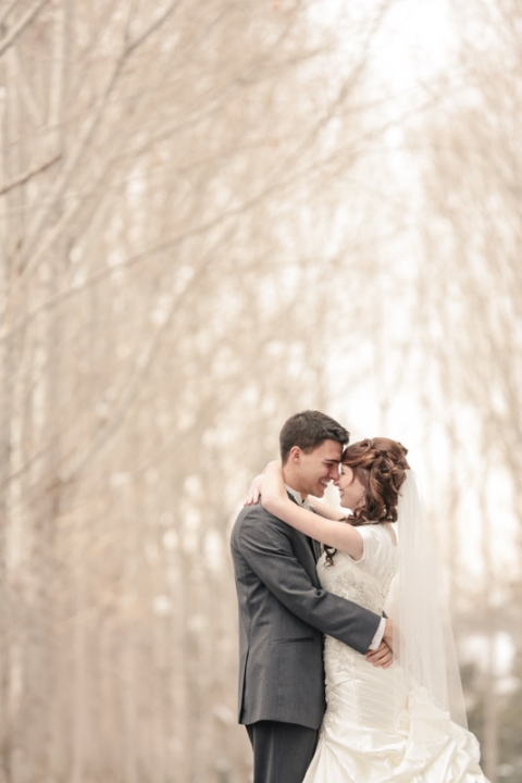 Wedding-Photographer-La-Caille-Bridals020-Blog(pp_w480_h720)