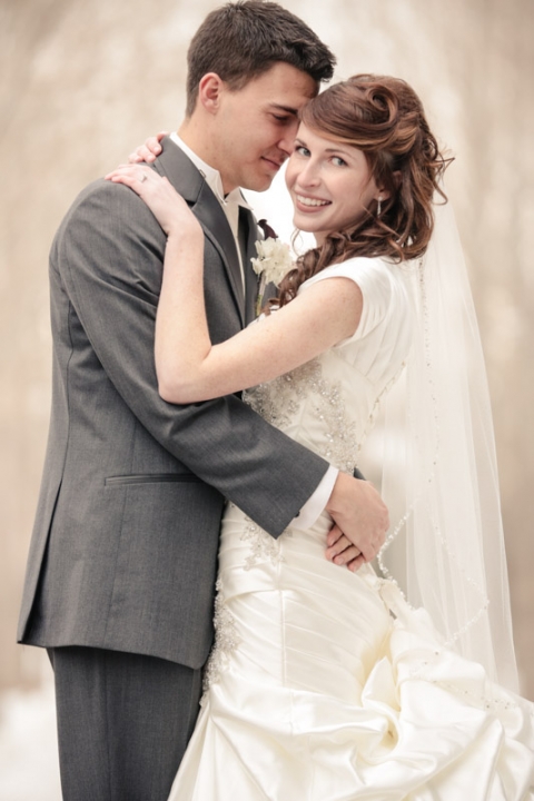 Wedding-Photographer-La-Caille-Bridals021-Blog(pp_w480_h720)