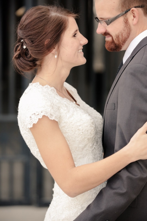 Wedding-Photographer-Capitol-Building-Bridals009-Blog(pp_w480_h720)