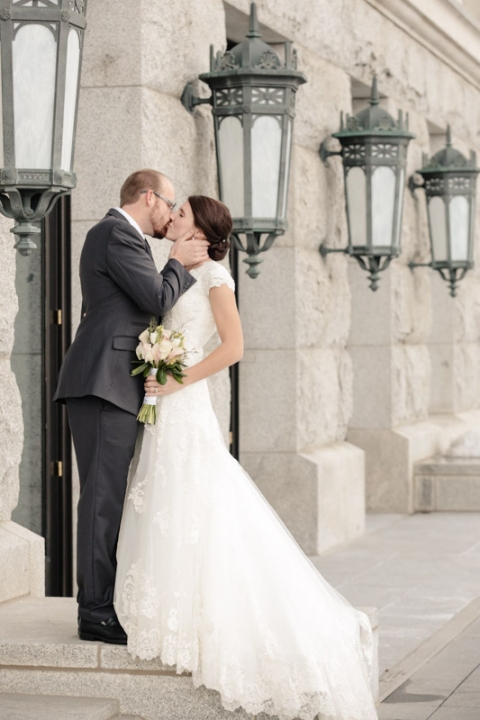 Wedding-Photographer-Capitol-Building-Bridals013-Blog(pp_w480_h720)