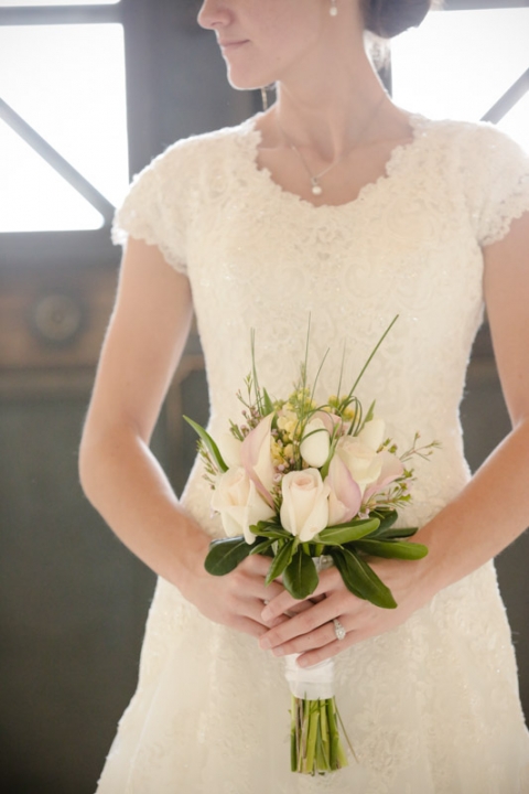 Wedding-Photographer-Capitol-Building-Bridals018-Blog(pp_w480_h720)