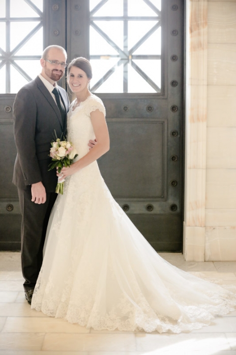 Wedding-Photographer-Capitol-Building-Bridals019-Blog(pp_w480_h720)