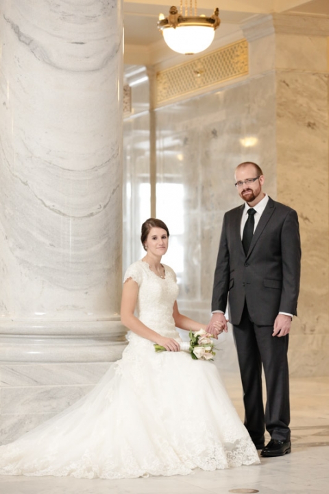 Wedding-Photographer-Capitol-Building-Bridals032-Blog(pp_w480_h720)