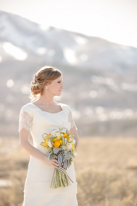 Wedding-Photographer-Bridals-mountain-brush005-Blog(pp_w480_h720)
