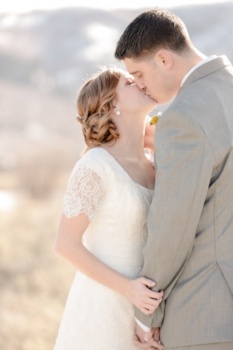 Wedding-Photographer-Bridals-mountain-brush013-Blog(pp_w480_h720)