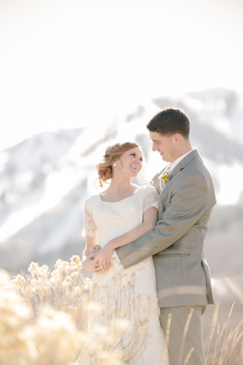 Wedding-Photographer-Bridals-mountain-brush015-Blog(pp_w480_h720)