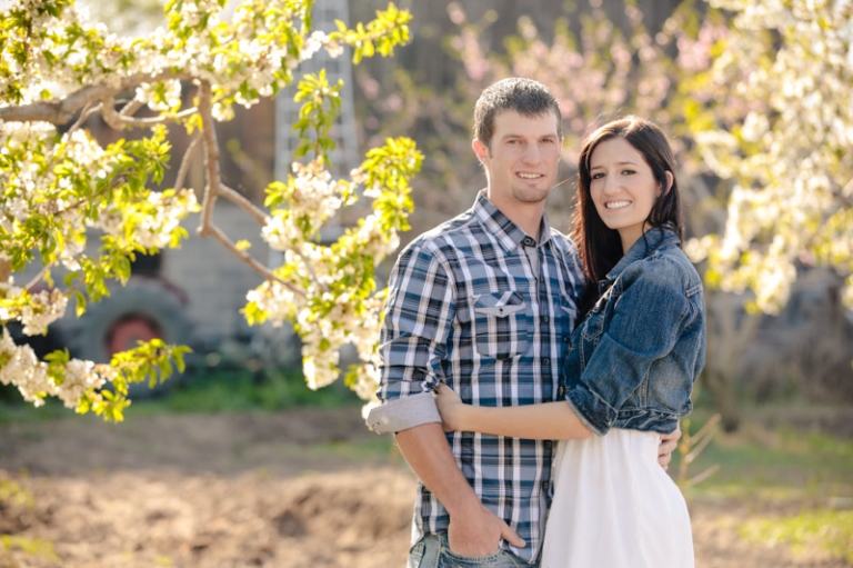 EK-Studios-Wedding-Photographer-Barn-Engagements002-Blog(pp_w768_h511)