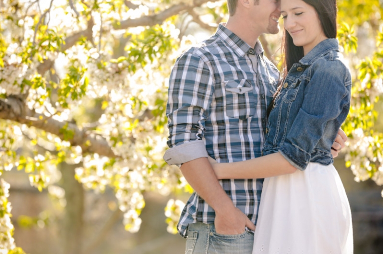 EK-Studios-Wedding-Photographer-Barn-Engagements003-Blog(pp_w768_h511)