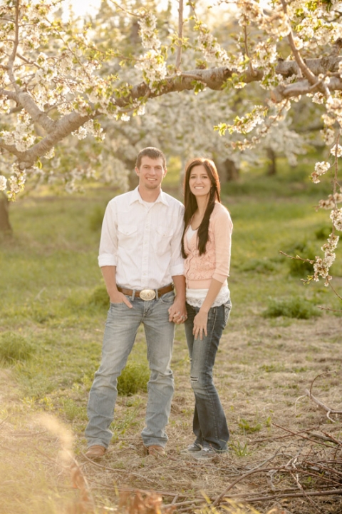 EK-Studios-Wedding-Photographer-Barn-Engagements040-Blog(pp_w480_h720)