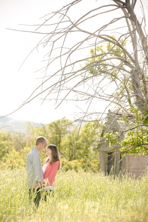 EK-Studios-Wedding-Photographer-Spring-engagements-Bike010-Blog(pp_w480_h720)