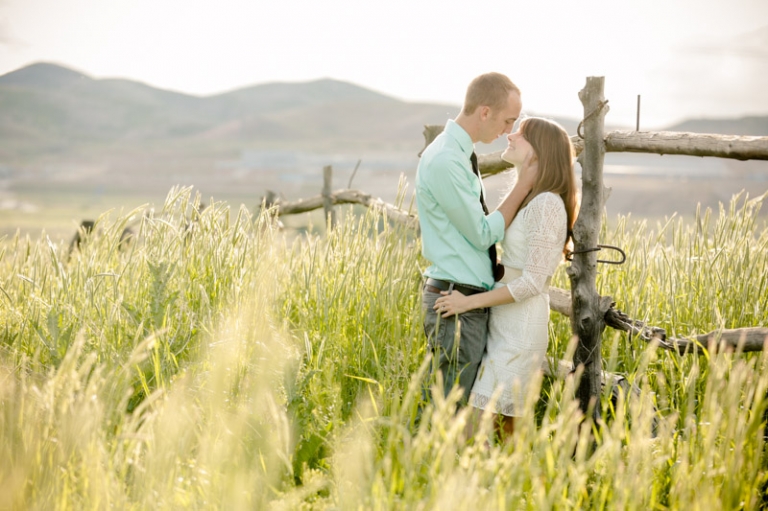 EK-Studios-Wedding-Photographer-Spring-engagements-Bike016-Blog(pp_w768_h511)