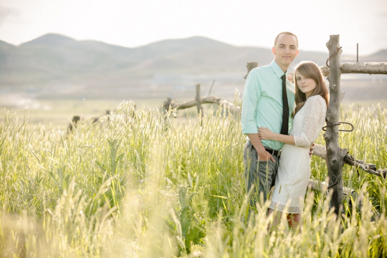 EK-Studios-Wedding-Photographer-Spring-engagements-Bike018-Blog(pp_w768_h511)